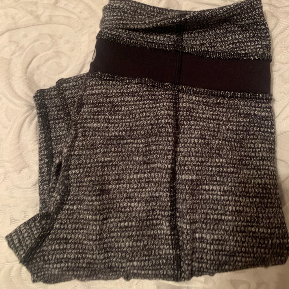 Lulu lemon designed leggings. Great quality